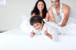happy family bed with thumbs up happy-family-bed-with-thumbs-up